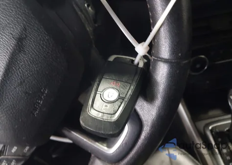 2019 Ford Ecosport Ses z USA, uszkodzony, nr VIN MAJ6S3JLXKC302272